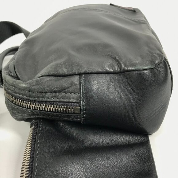 LOUIS VUITTON M50445 V line Fast Belt Bag Crossbody Bags body bag Leather gray - Picture 5 of 16